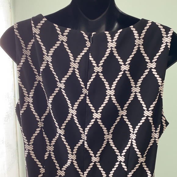 Connected Apparel sleeveless dress Size 12 - Picture 6 of 10